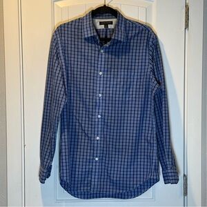 Banana Republic Men's Navy Plaid Shirt Size 15-15 1/2. 100% Cotton